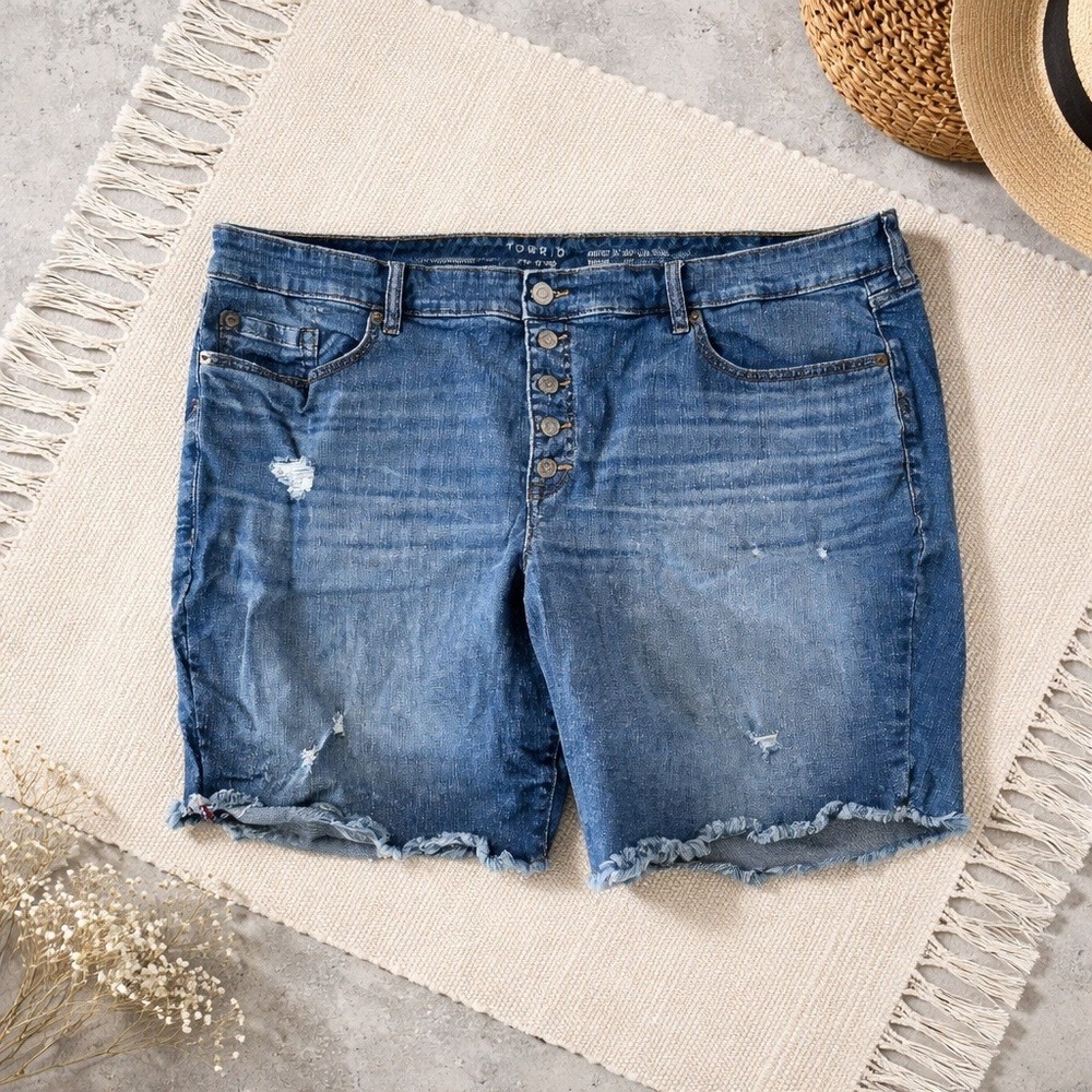 Torrid 26 Perfect 10 Bermuda Shorts Blue Distressed Button Fly Raw Hem Cowgirl